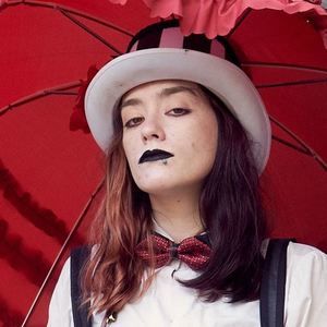 Meet your Posher, Angel